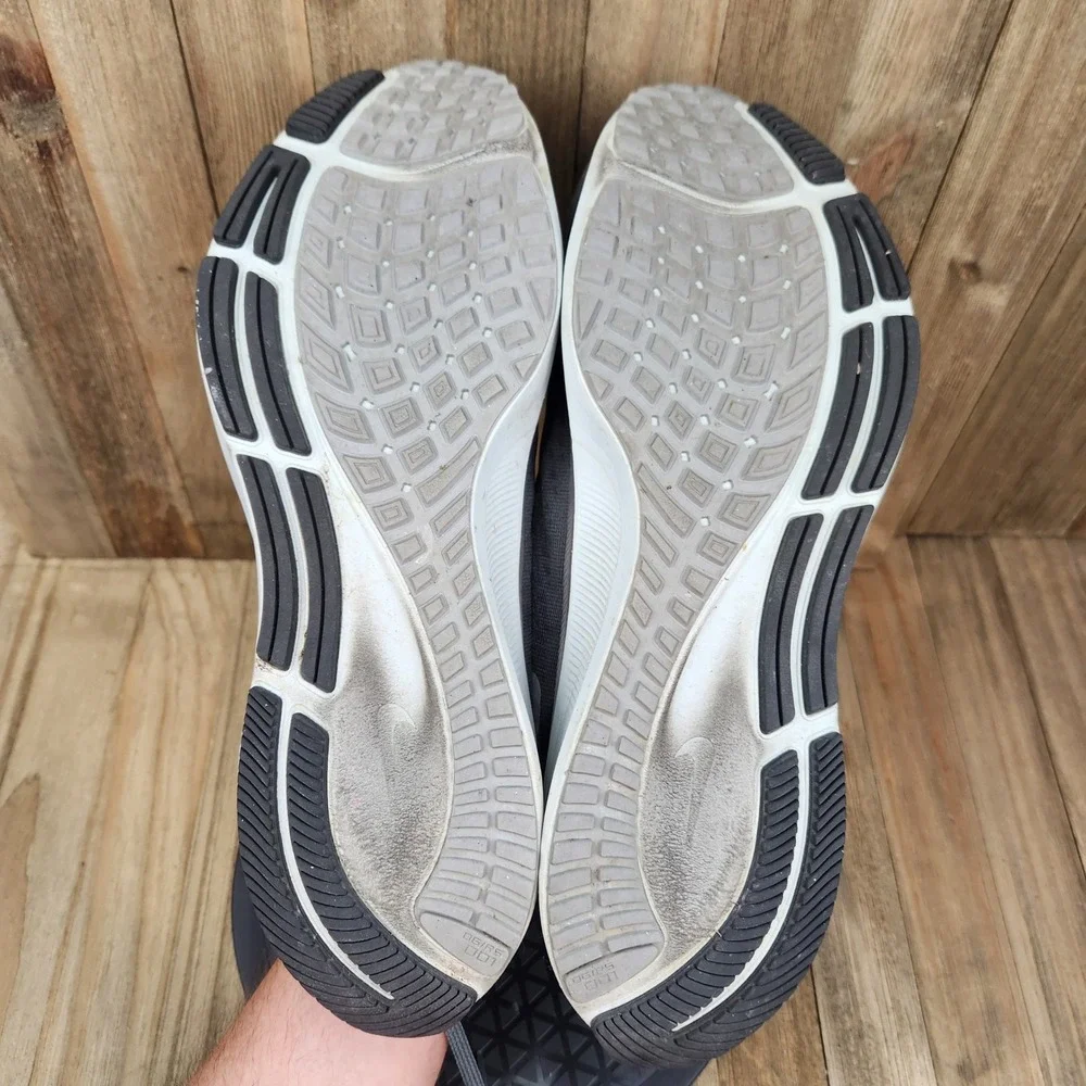 Nike Air Zoom Pegasus 37 Mens size 11.5 Grey White Running Shoes BQ9646-009